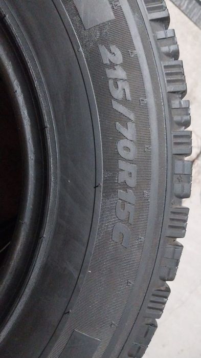 Продам срочно шины 215,70,р15.с