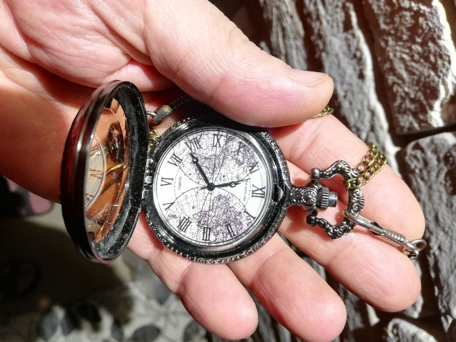 Продам часы карманные