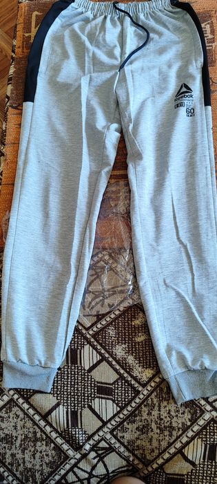 Продам мужские трико