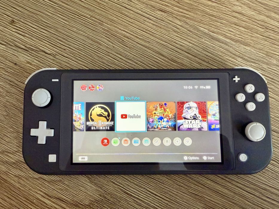 Nintendo Switch + Memory + Games