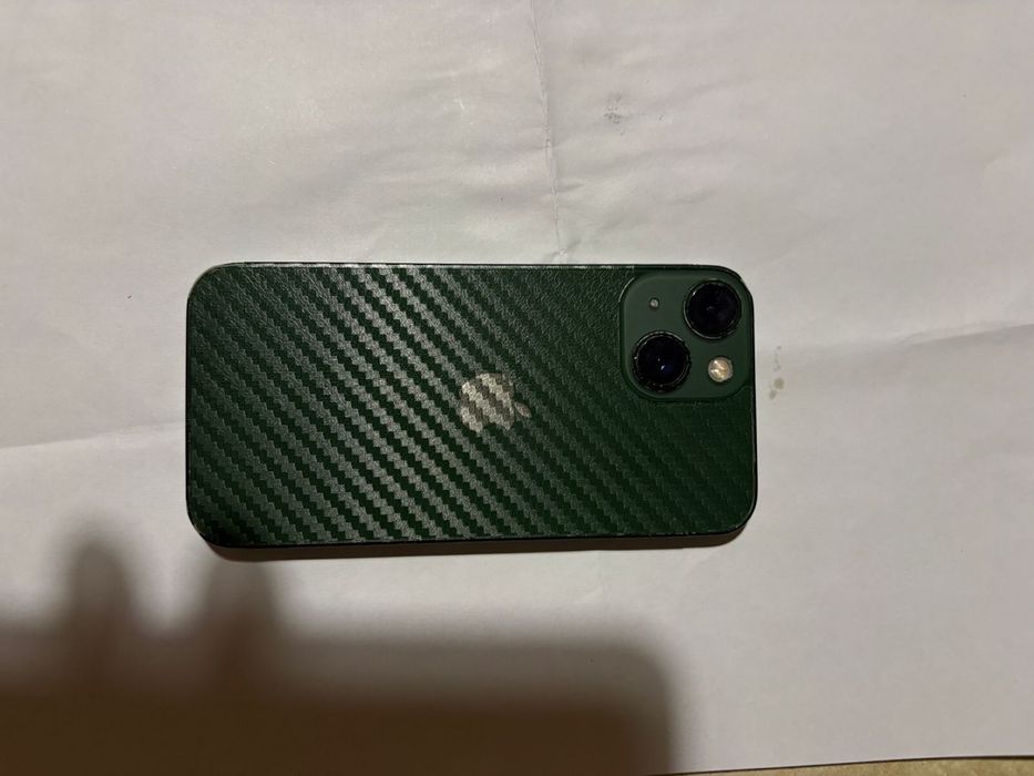Iphone 13 mini в хорошем состояние