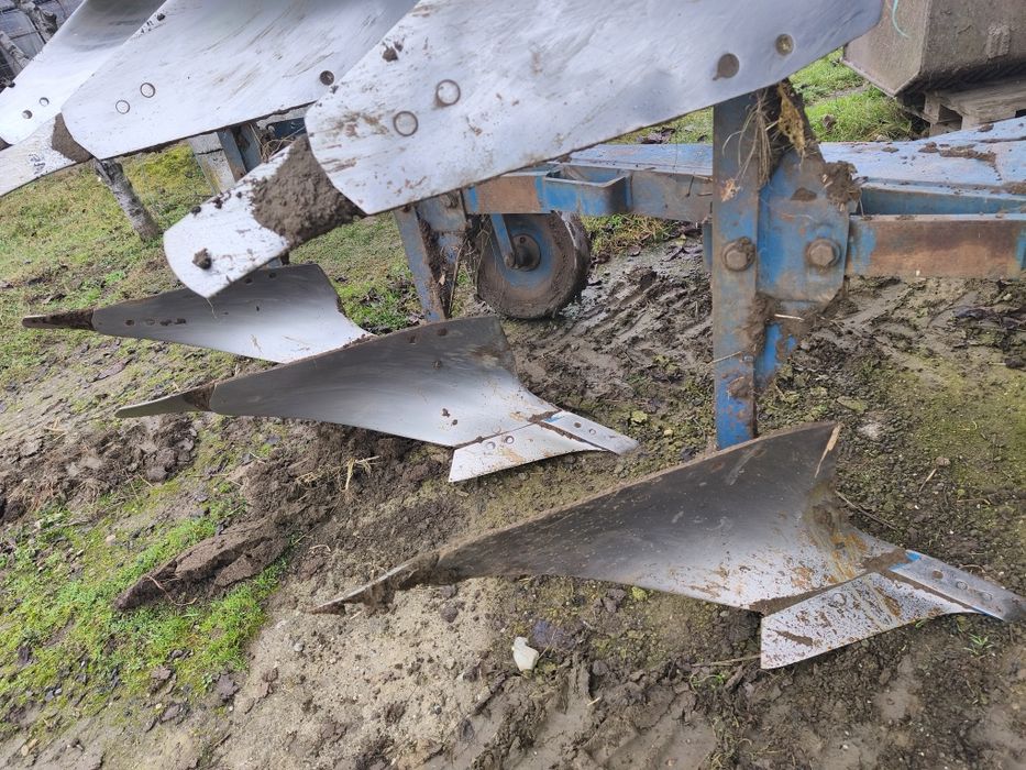 Plug reversibil hidraulic rabeverk