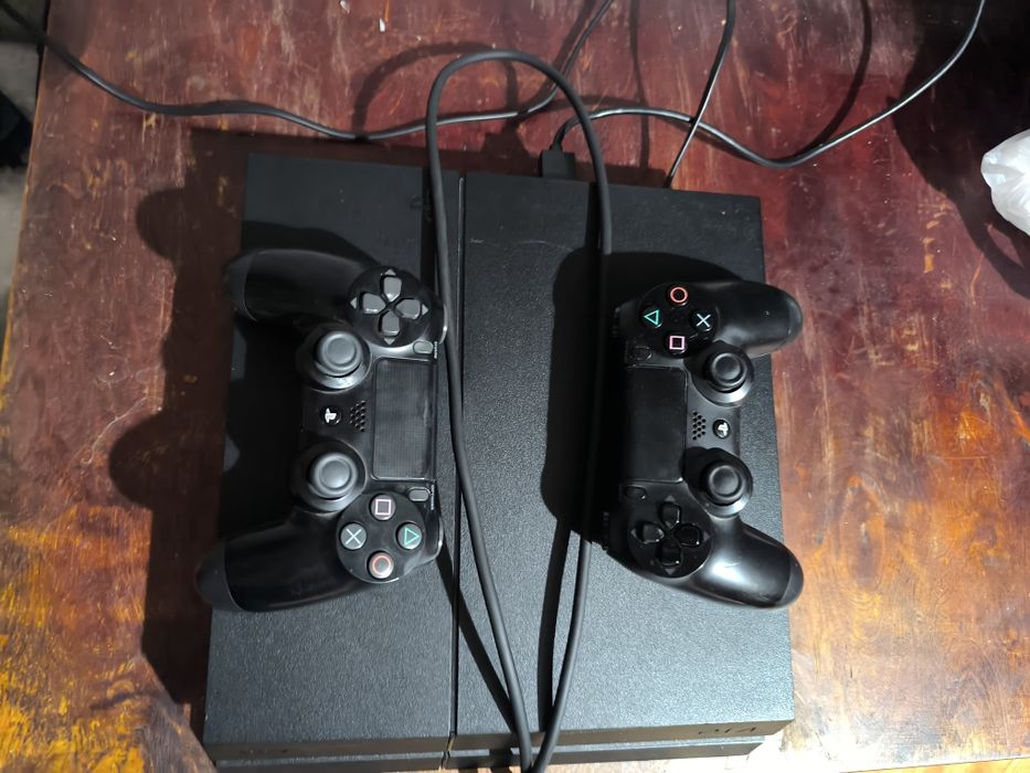 Продам ps 4 Fat 1 тб