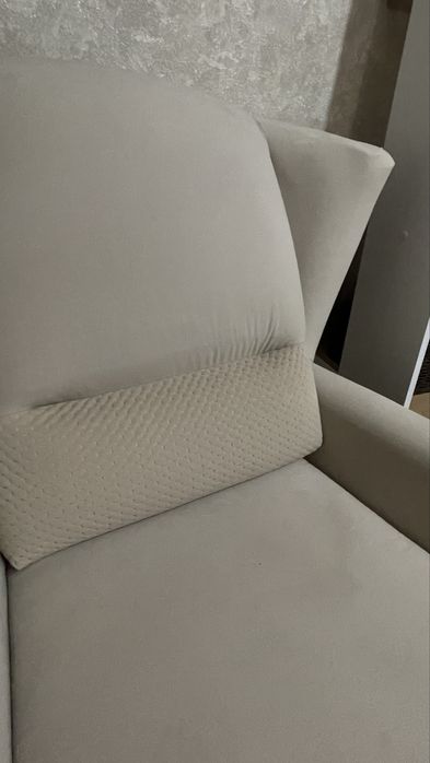 Кресло мягкое комфортное