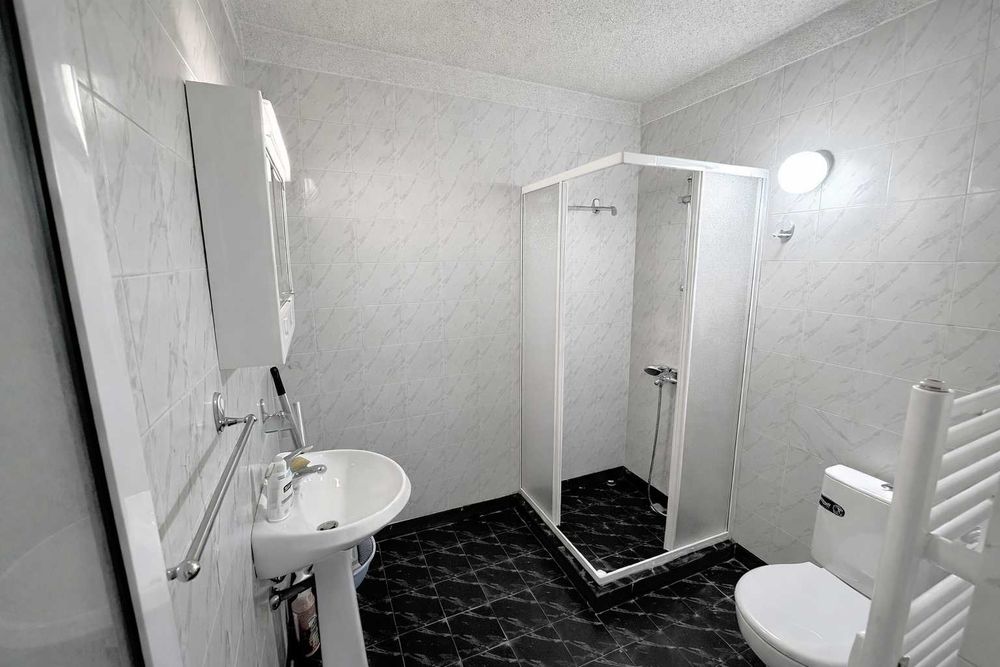 Дава се под наем Тристаен апартамент в София, Овча купел - 85 кв.м за 660 € - Снимка #2
