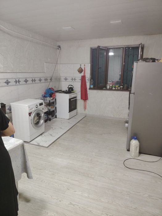 Продаю квартиру массив Курувчи 6В 4 р.й Сергели