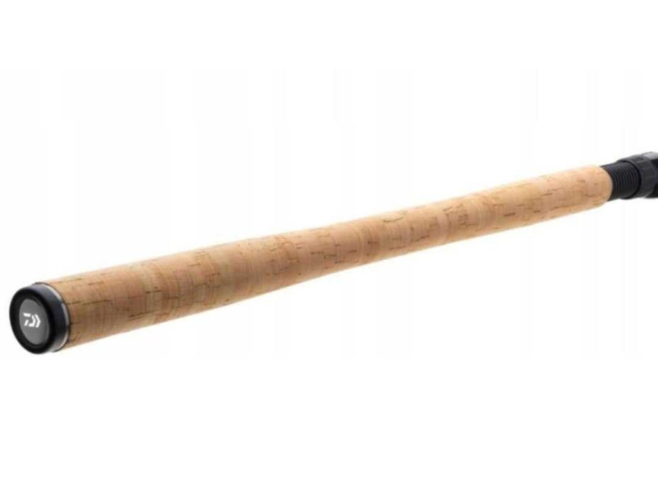 Фидер комплект Daiwa Ninja. Въдица 3.60мт 120гр,макара и подарък корда