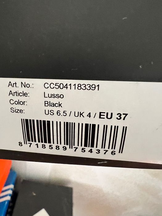 ДАМСКИ МАРАТОНКИ CRUYFF.Обувките са много запазени.
Обувани са 1път.