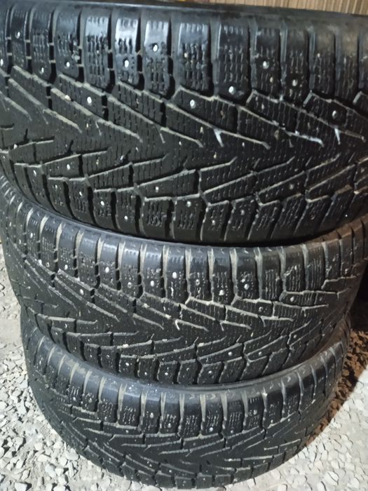Продам шины 285/50R20 зима