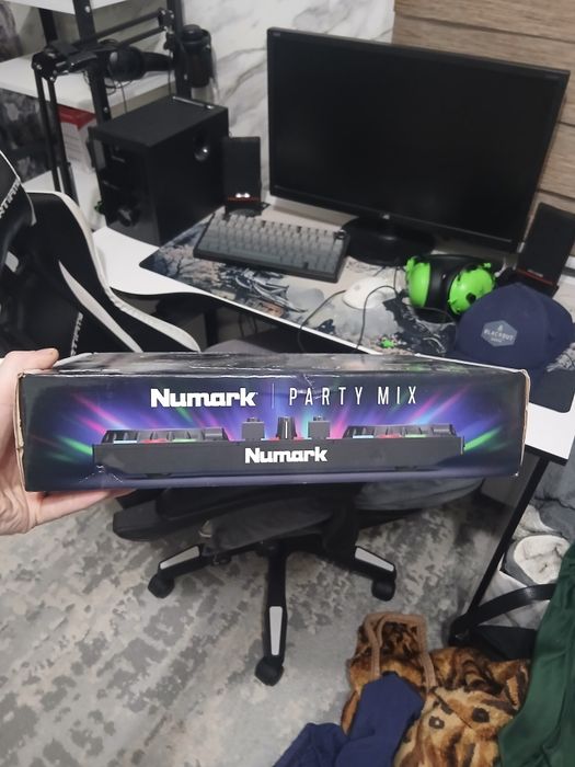 Numark PartyMix почти новый
