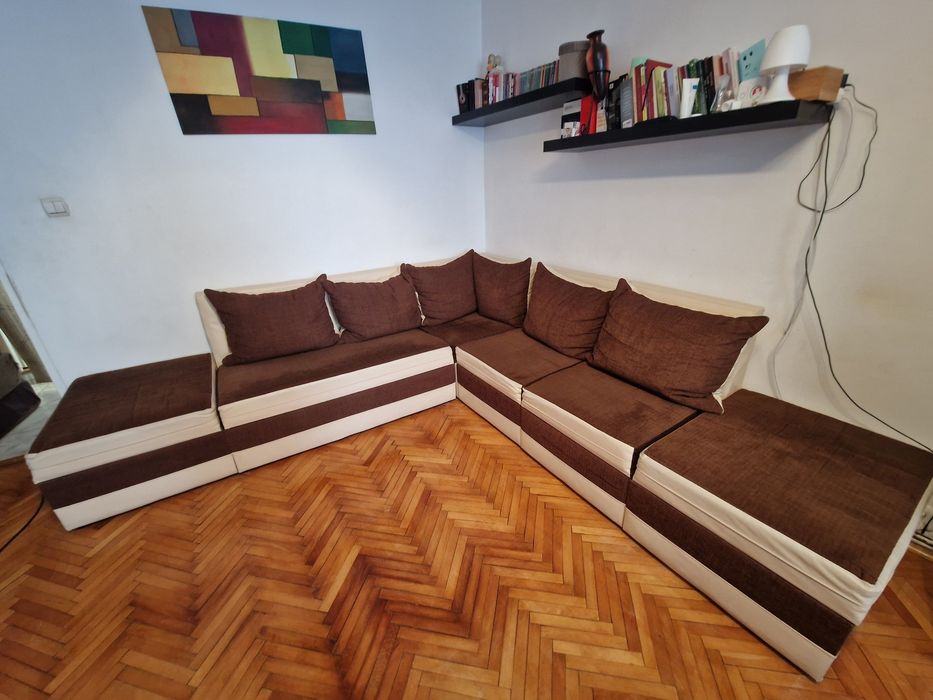 Canapea modulară