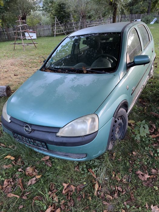 Vand sau dezmembrez opel corsa 1.2 benzina