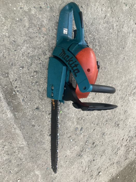 Drujba-Motofierastrau Makita DCS34 Japan