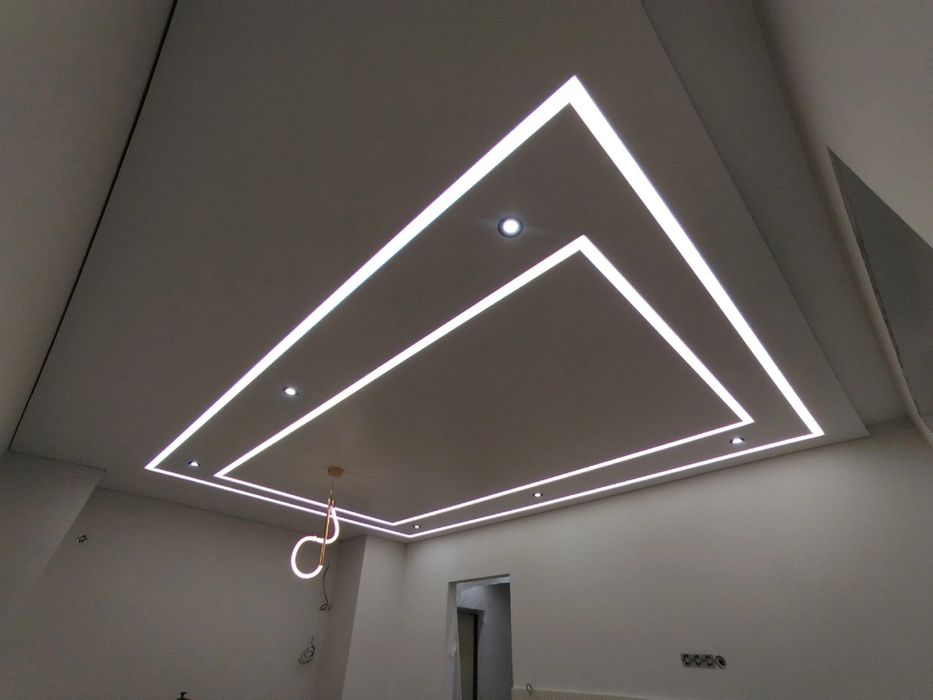 Натяжной потолок 1700