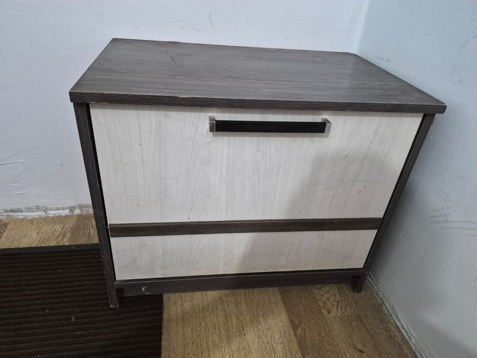 Тумбочки продаются срочно
