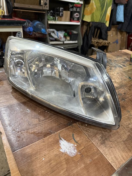 Фара гранта правая оригинал киржач