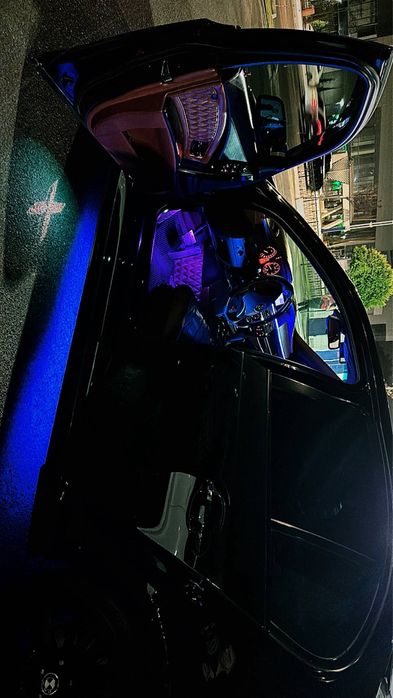 Продаётся рестайл BMW e60 530i полный тюнинг салона под заказ