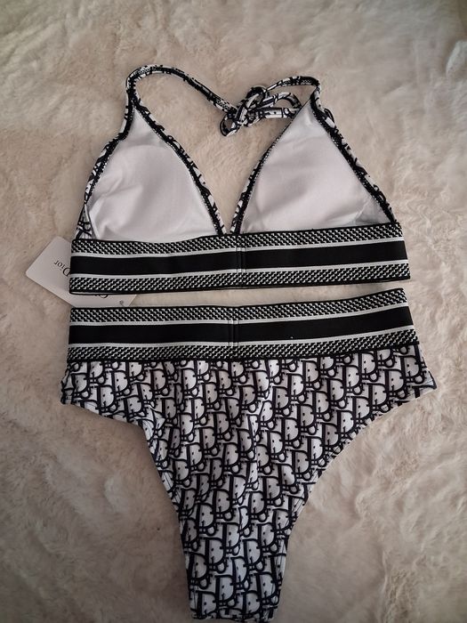 Costum de baie intreg sau din 2 piese Christian Dior