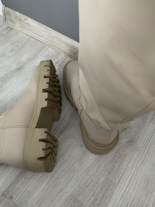 Cizme Reserved size 37