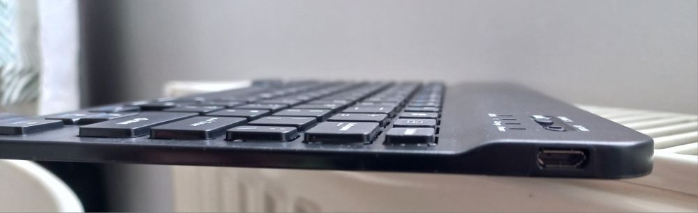Tastatura tabletă subțire