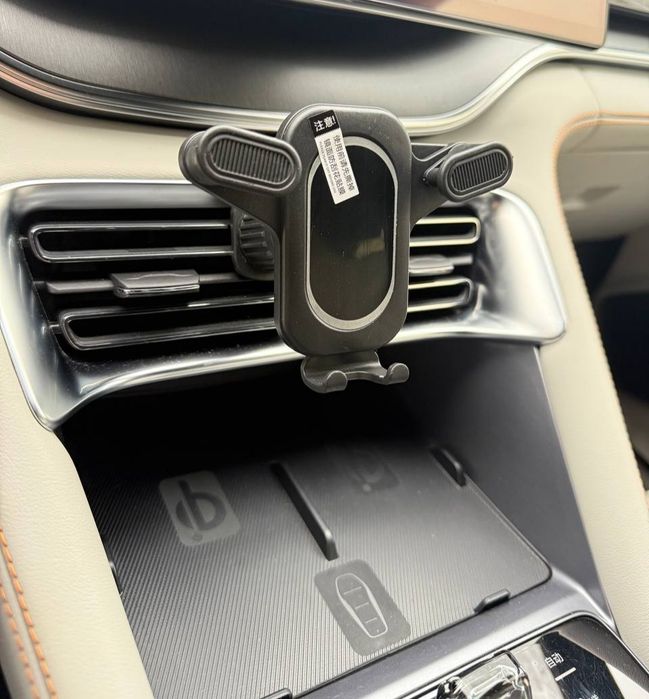 Avtomobil uchun telefon ushlagichi (EISDDO) – ventilyatsiyaga o‘rnatil