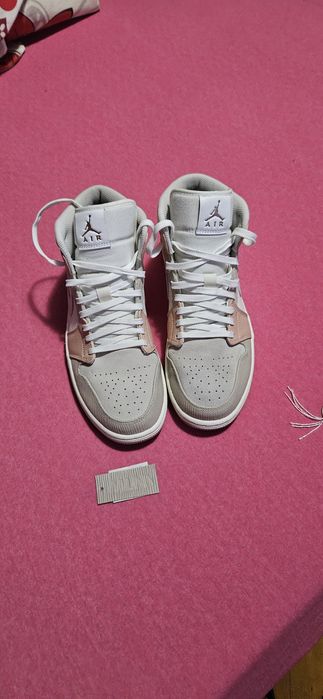 Nike air jordan 1 mid "Milan" 42,5