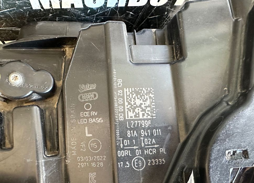 Фар far ляв фарове за Ауди Кю2 Audi Q2 фейс