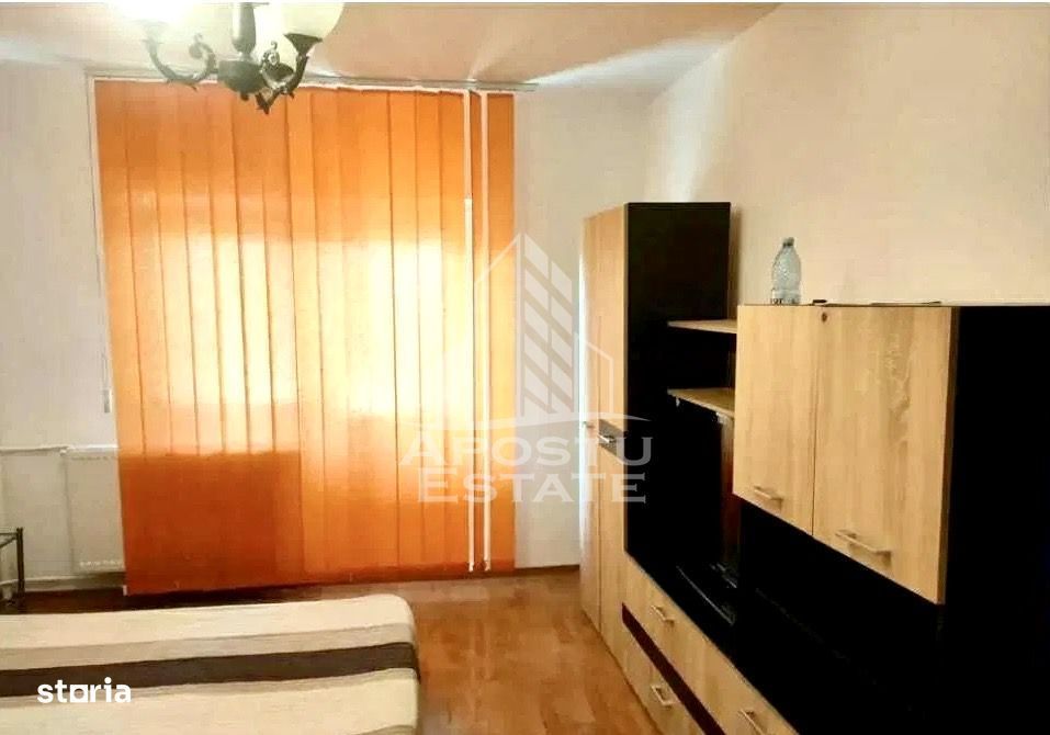 Apartament cu o camera, etaj 1, decomandat, zona Sagului