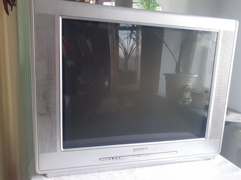 Телевизор на запчасти