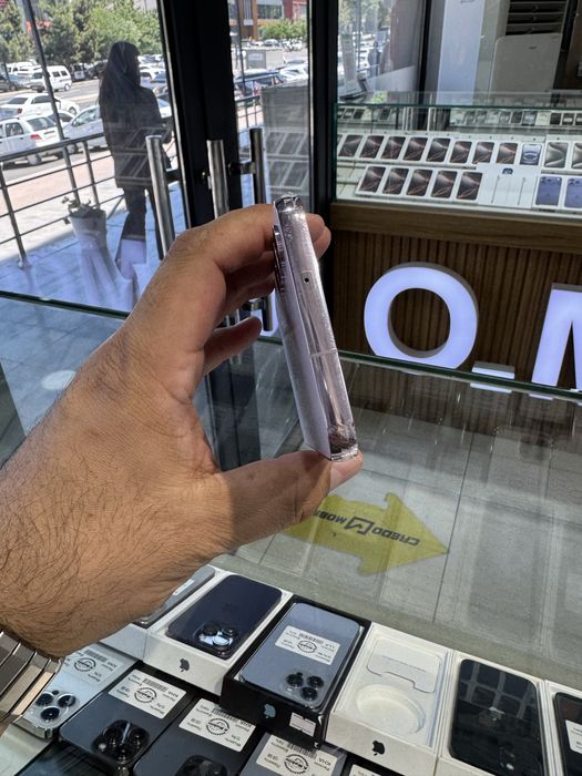 Продается (Nasiya-Вариант-Рассрочка) Galaxy S23 Plus в отличном сост