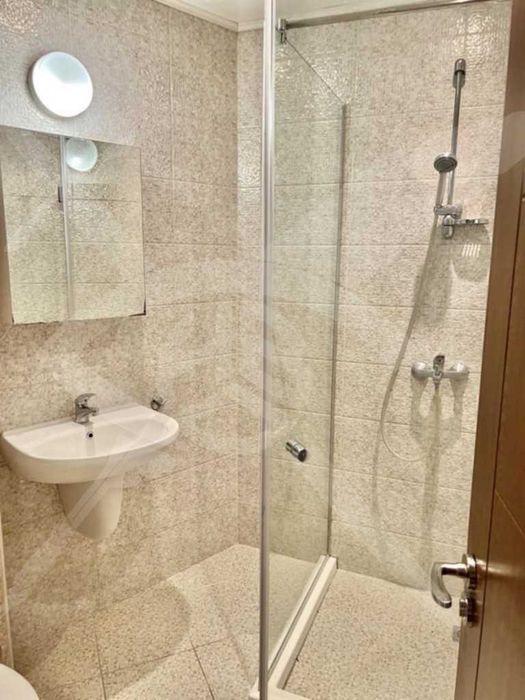 Продава се Тристаен апартамент в Варна, Център - 78 кв.м за 11 €/кв.м - Снимка #4