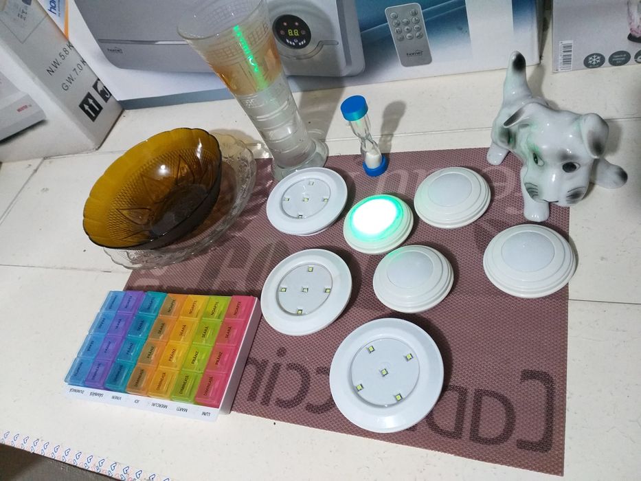 Lot Mai Multe Obiecte Decorative Functionale