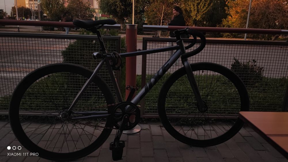 Велосипед фикс jixf новый