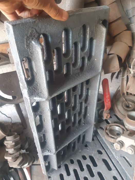 Продам чугунные колосники