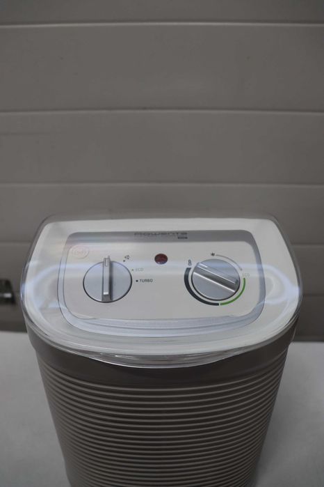 Rowenta Intense Comfort Aqua, Вентилаторна печка, 2400 W мощност