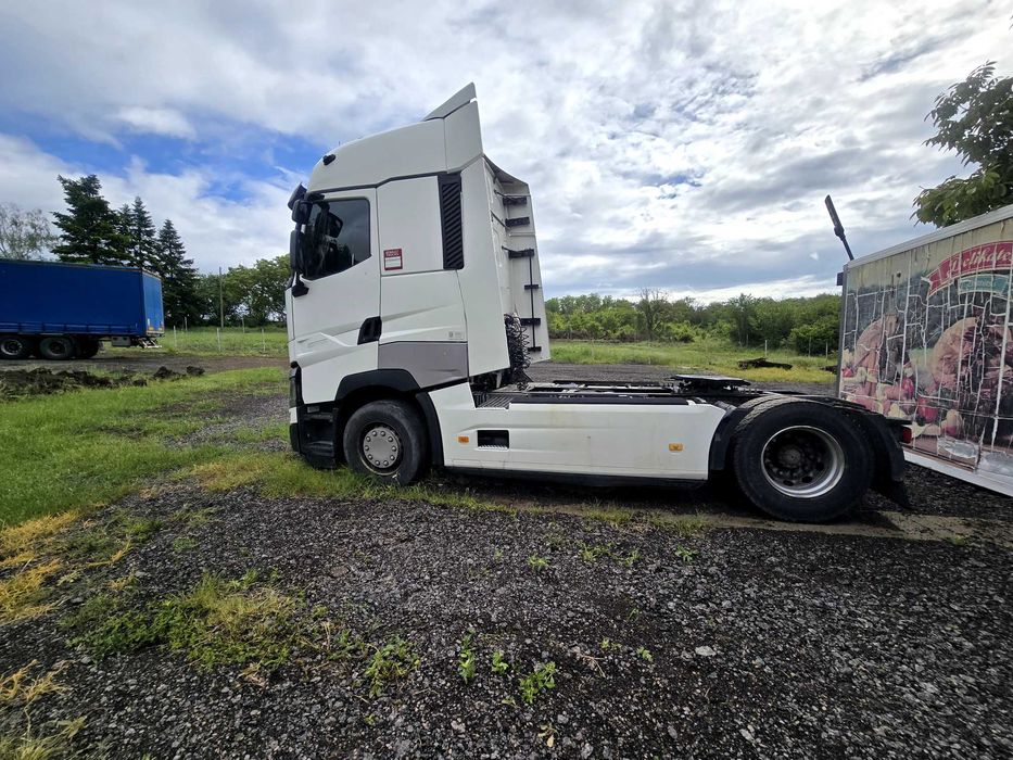 Renault T 520 EURO 6 НАЕМ 2400e