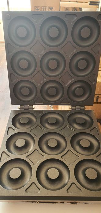 Lichidare Aparat electric copt gogosi 9 forme inel-TRANSPORT GRATUIT