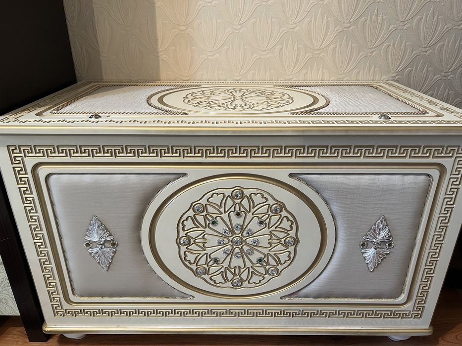 Продаю сундук