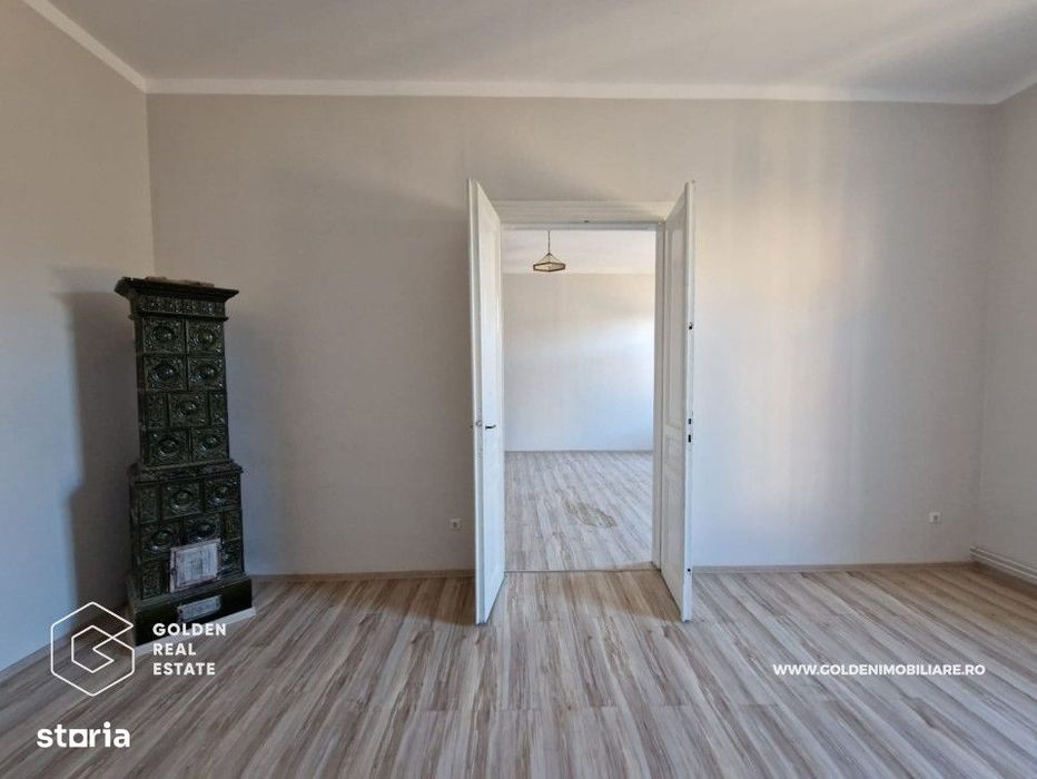 Apartament 3 camere renovat, ultracentral, etaj 3, cladirea Catedralei — fotografia 3