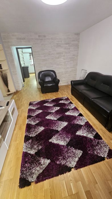 Apartament 2 camere, vis-a-vis de Ienachita Văcărescu
