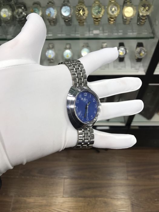 Мактайм ва луч соати сотилади