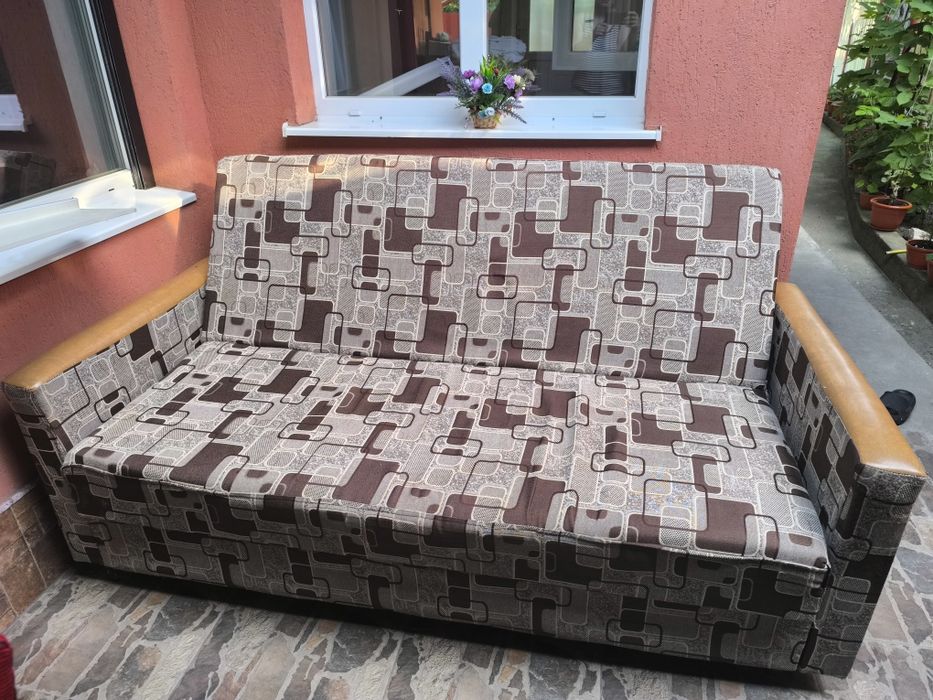 Vând canapea extensibila Drobeta Turnu-Severin
