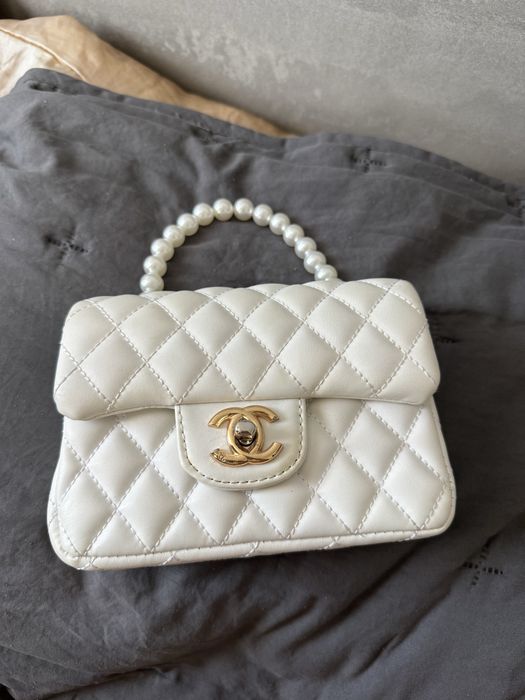 Дамска чантичка Chanel, бяла/черна/розова
