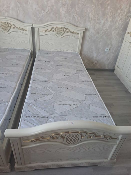 Болаларга камплект мебел сотилади