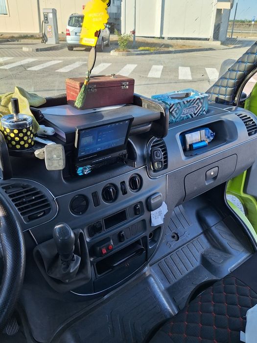 Vînd platforma auto