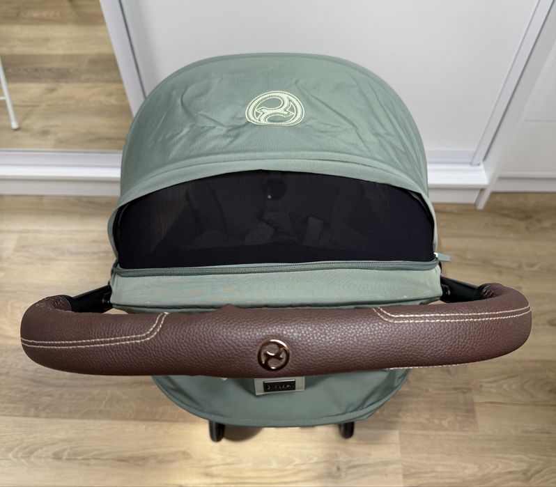 Carucior pentru calatorii Cybex Coya Rosegold / Leaf Green