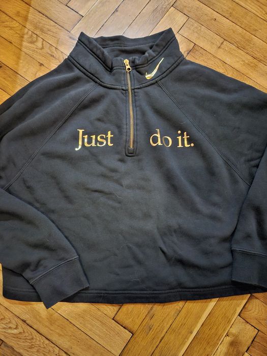 Горнища и блузи на Nike