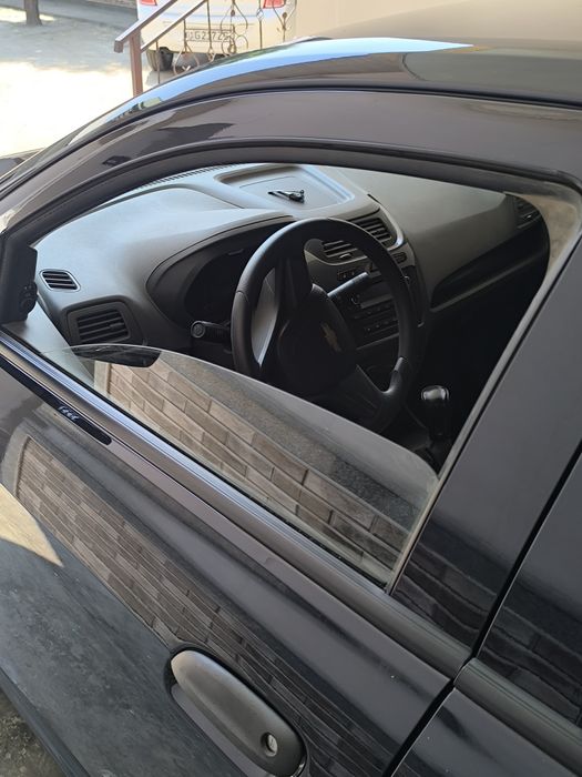 Chevrolet Cobalt 2023 — 4