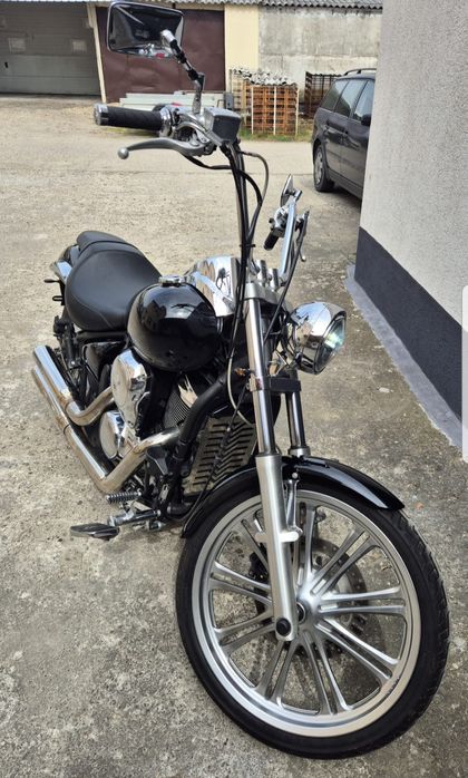 Kawasaki Vulcan VN900 Custom