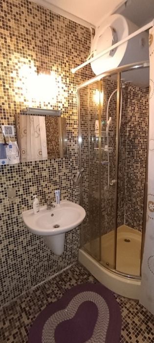 Продава се Двустаен апартамент в Бургас, Сарафово - 52 кв.м за 1404 €/кв.м - Снимка #3